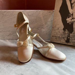 Vintage Cream Kenneth Cole Heels